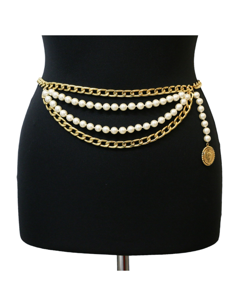 CHANEL perlescent pearls belt
