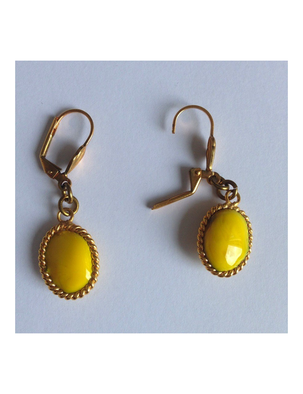 Clous jaune MARGUERITE DE VALOIS