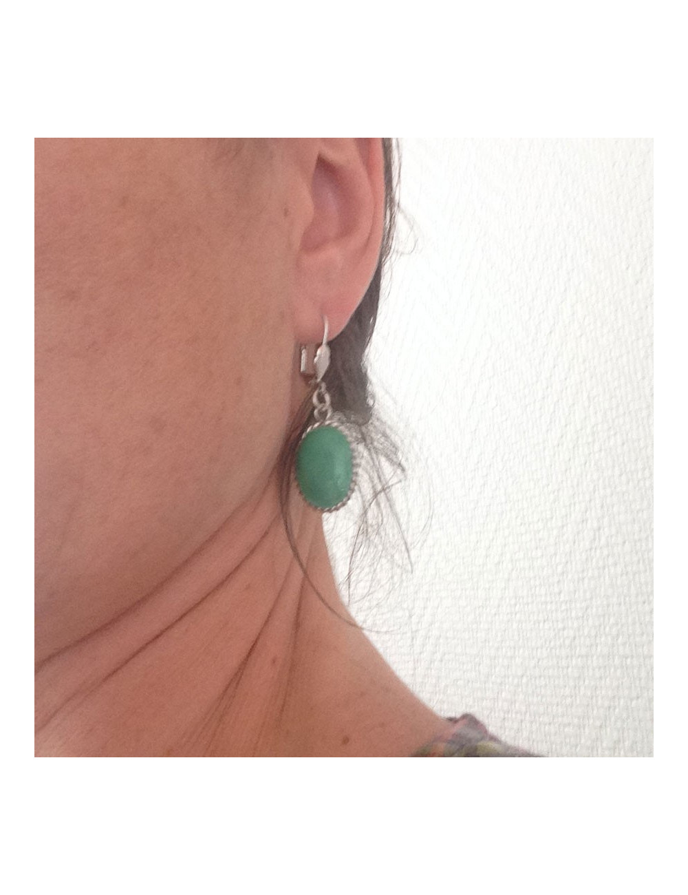 Clous pâte de verre jade MARGUERITE DE VALOIS