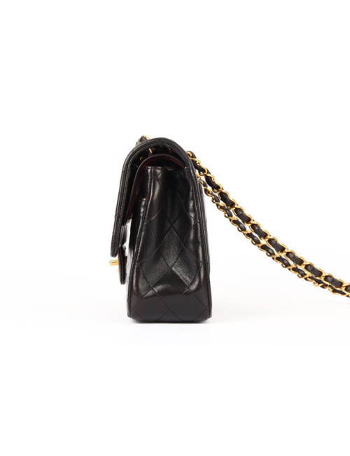 Timeless CHANEL noir vintage