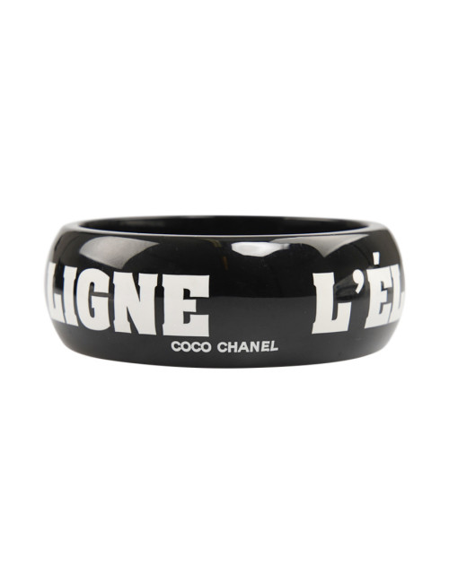 CHANEL resin Bracelet "l'élégance c'est la ligne  Coco Chanel"