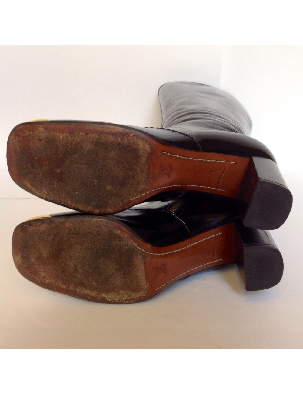 Bottes LOUIS VUITTON  t 38 vernies noires