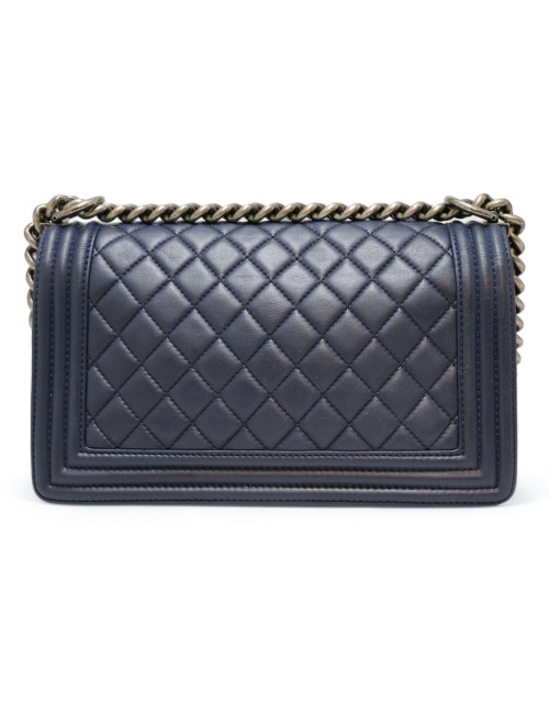 Boy CHANEL cuir d'agneau bleu