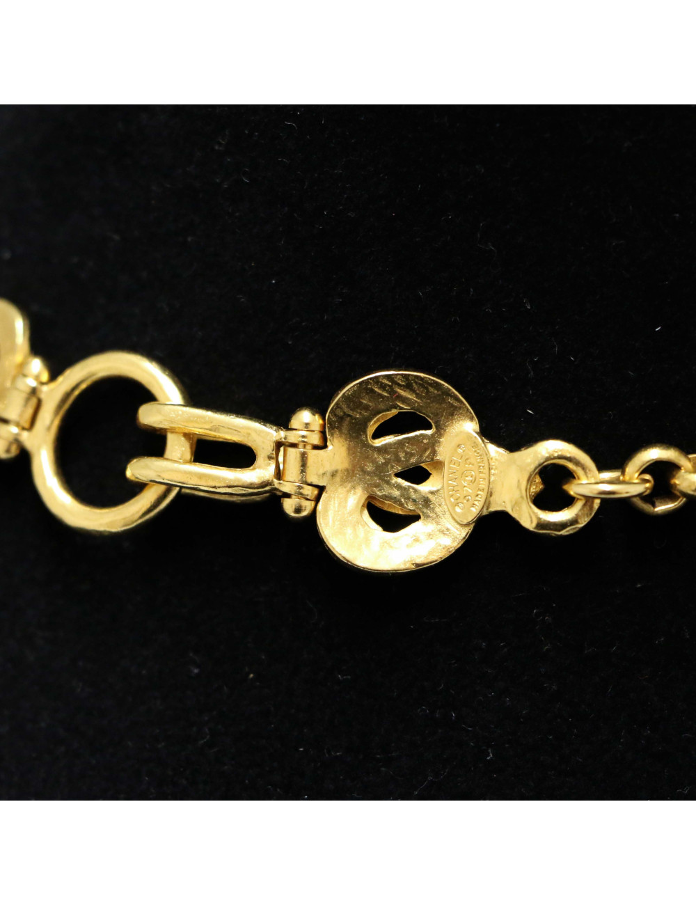 CHANEL long chain necklace with gold CC pendant