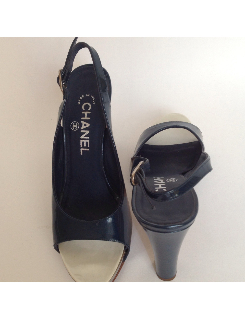 escarpins CHANEL t 37 cuir verni