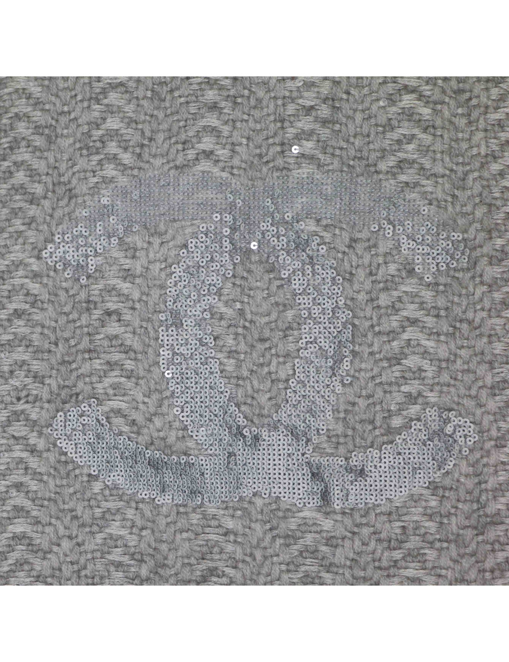 CHANEL grey cashmere and silk scarf