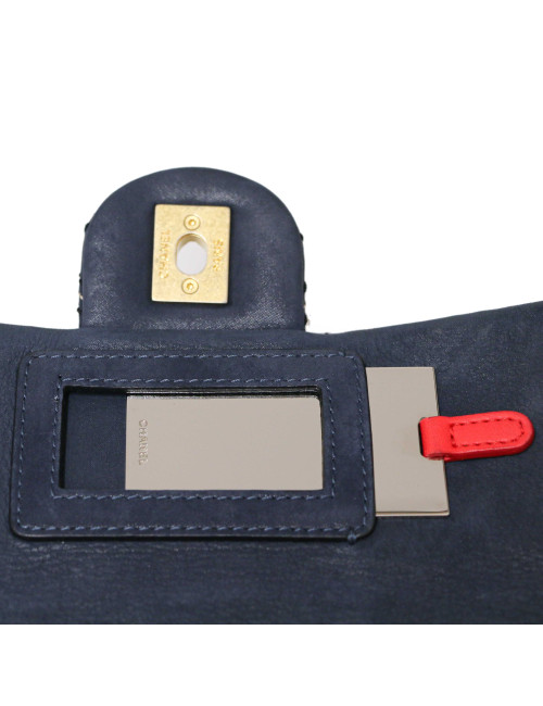 Sac CHANEL bleu matelassé