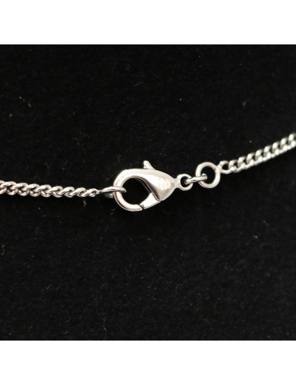 Collier camélia CHANEL brillants Swarovski