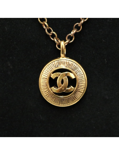 Pendentif CHANEL chaine dorée
