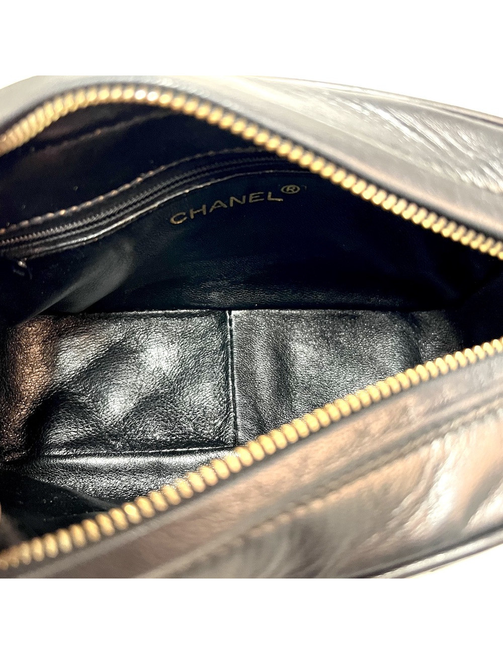 Camera vintage noir CHANEL petit modèle