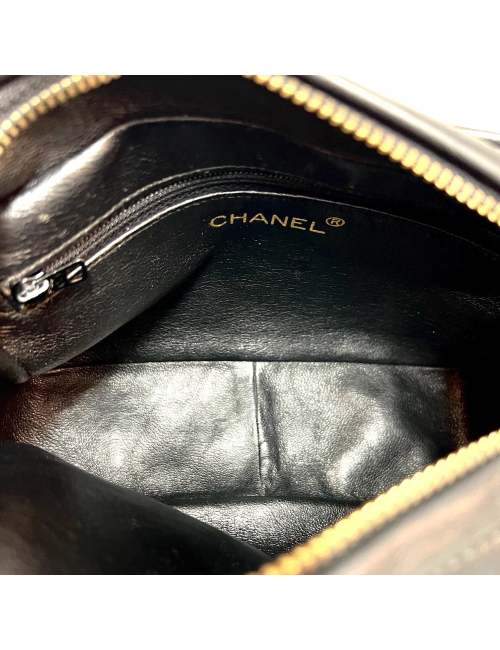 Sac caméra vintage CHANEL noir