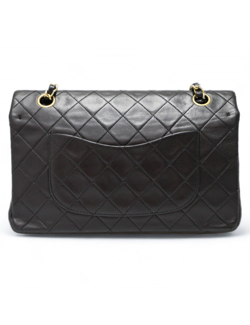 Timeless CHANEL médium cuir d'agneau noir