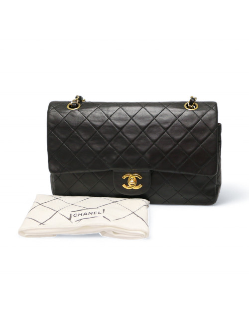 Timeless CHANEL médium cuir d'agneau noir