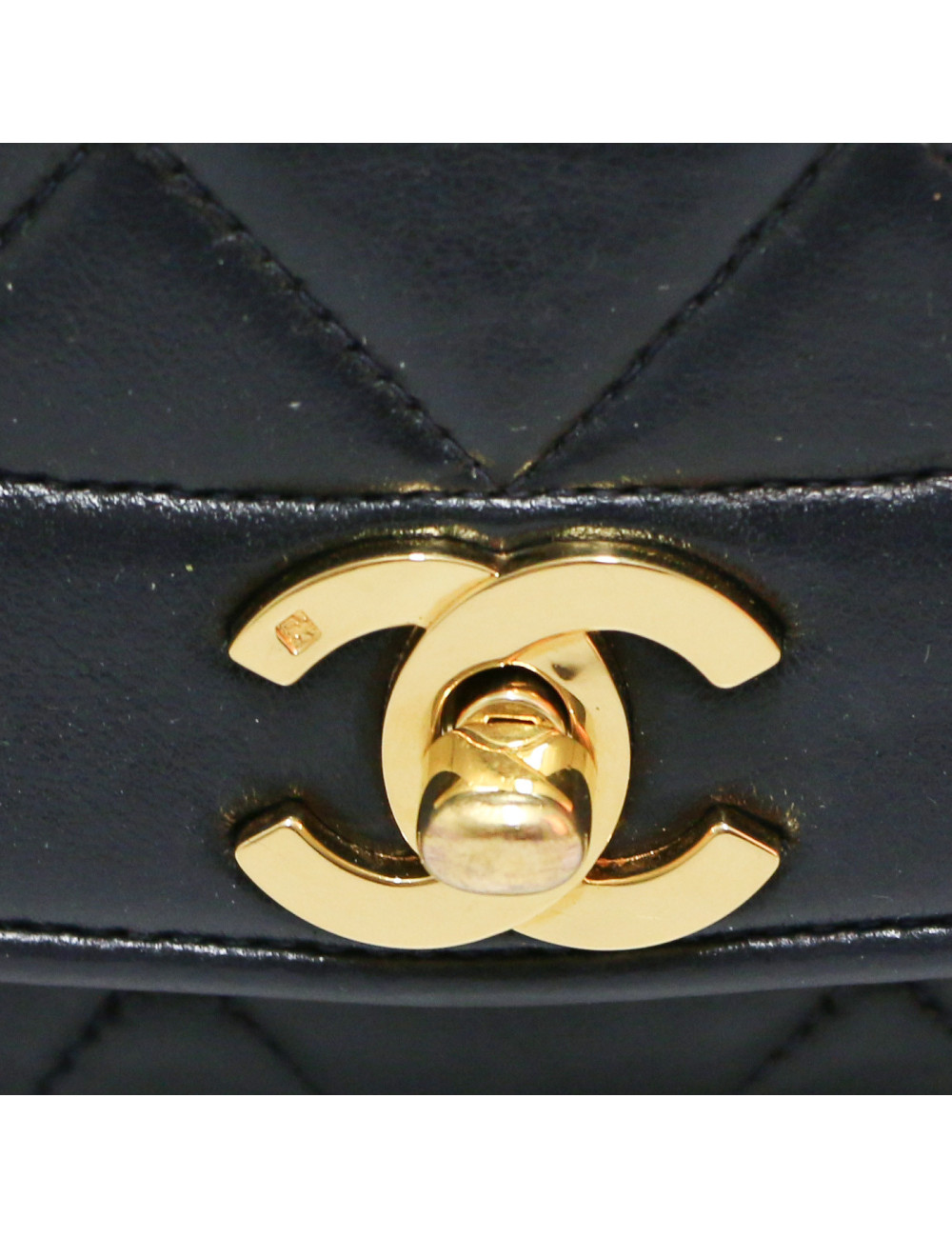 Sac classique CHANEL Diana vintage