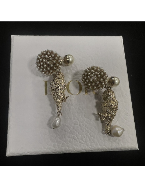 Boucles d'oreillze DIOR 