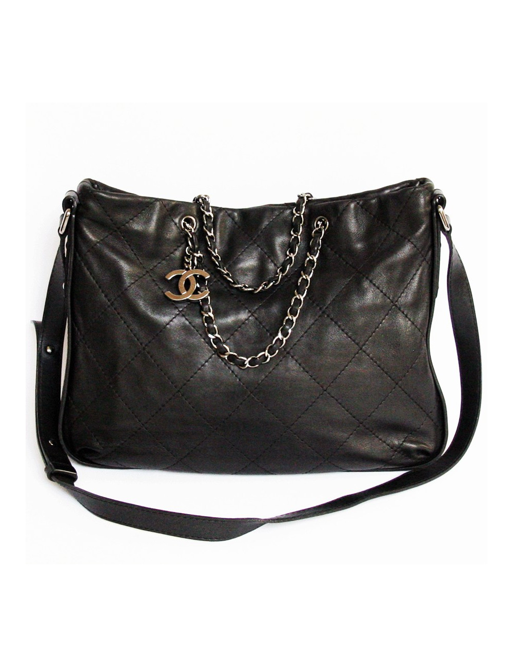 sac cabas CHANEL en cuir matelassé