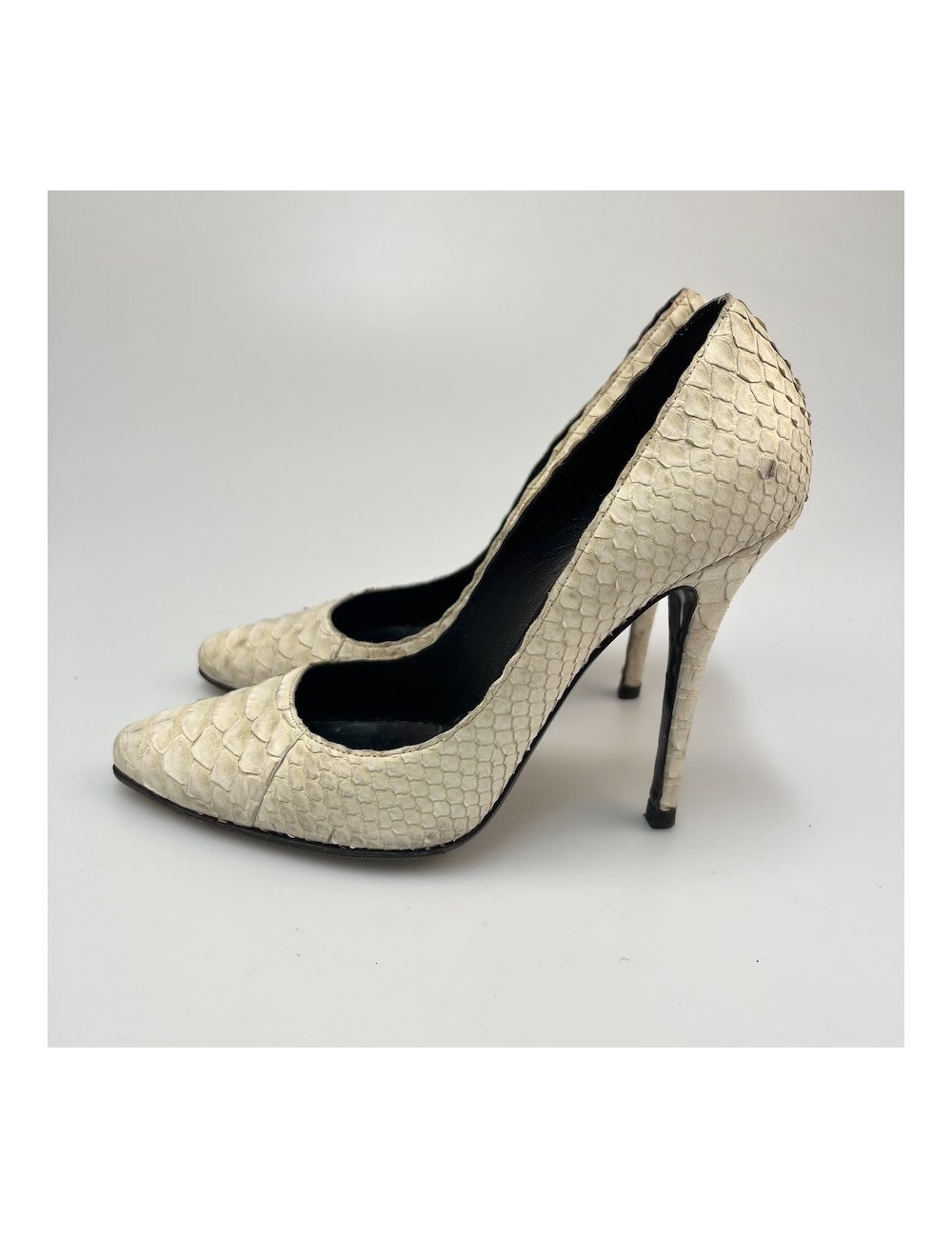 Pumps in white python BALMAIN T38, 5