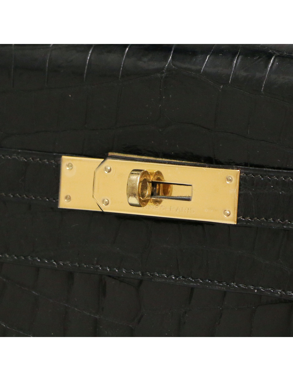 Kelly 32 HERMES Porosus noir Vintage