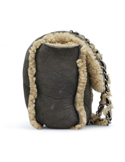 Timeless CHANEL peau retournée