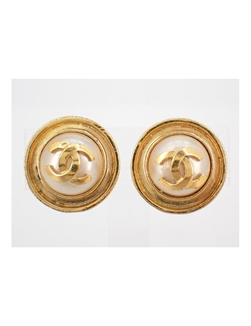 Clips rond et perles CHANEL vintage