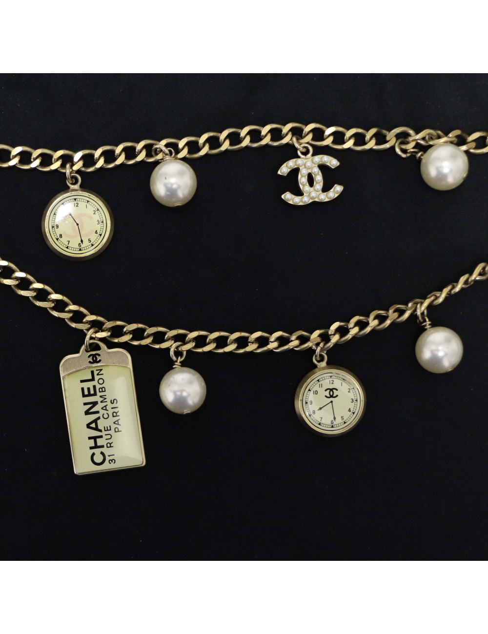 Glamorous red CHANEL dress