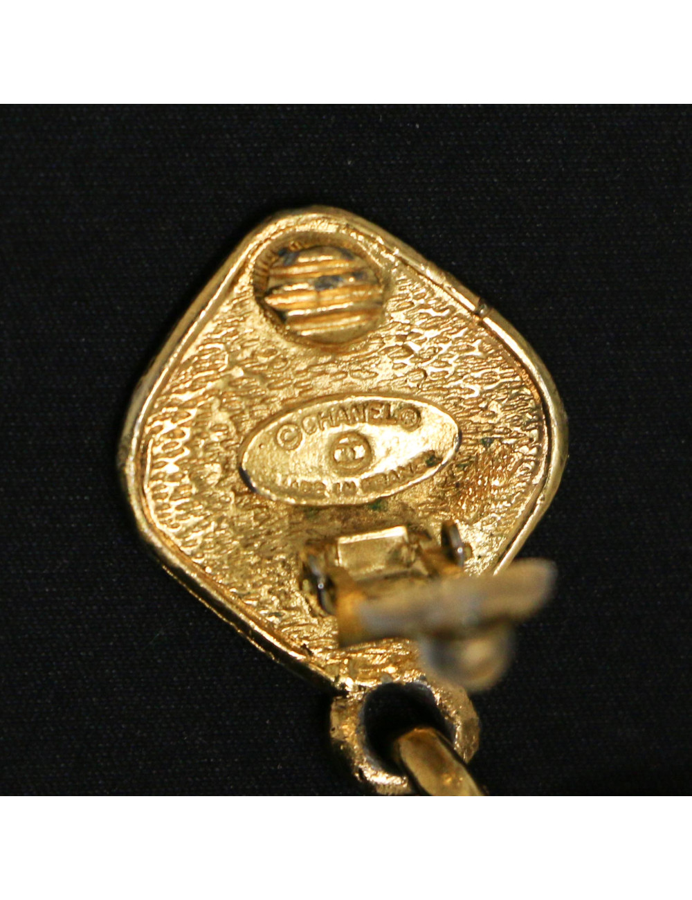 Clips CHANEL pendants vintages