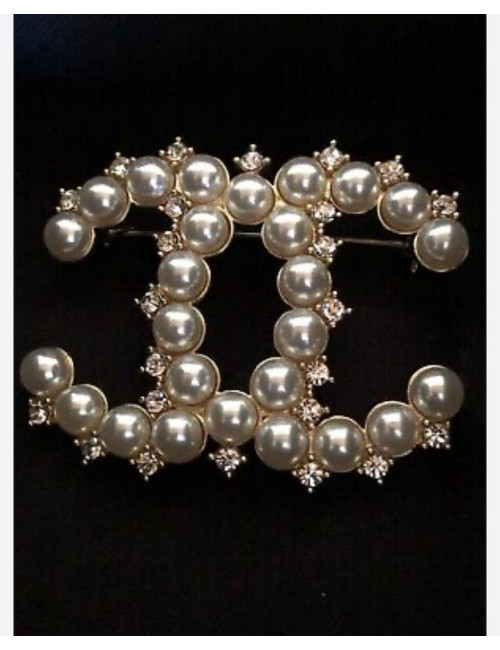 Broche CHANEL perles nacrées