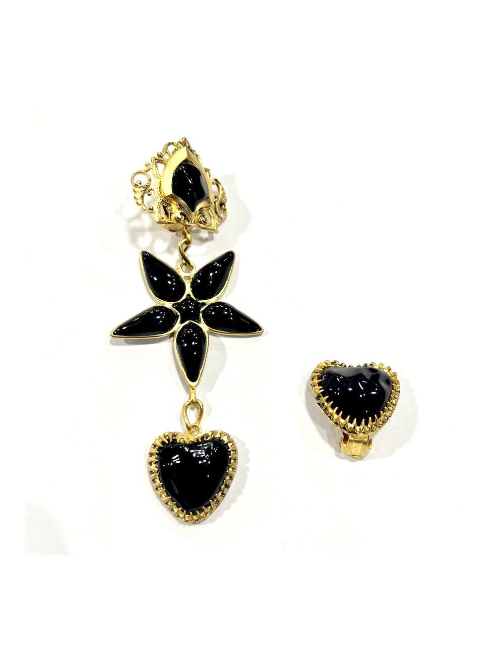 Clou MARGUERITE DE VALOIS pendant et coeur