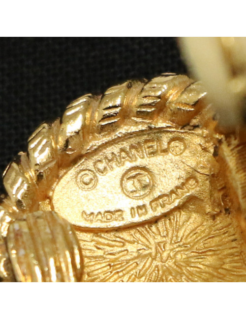 Petits clips CHANEL CC ronds