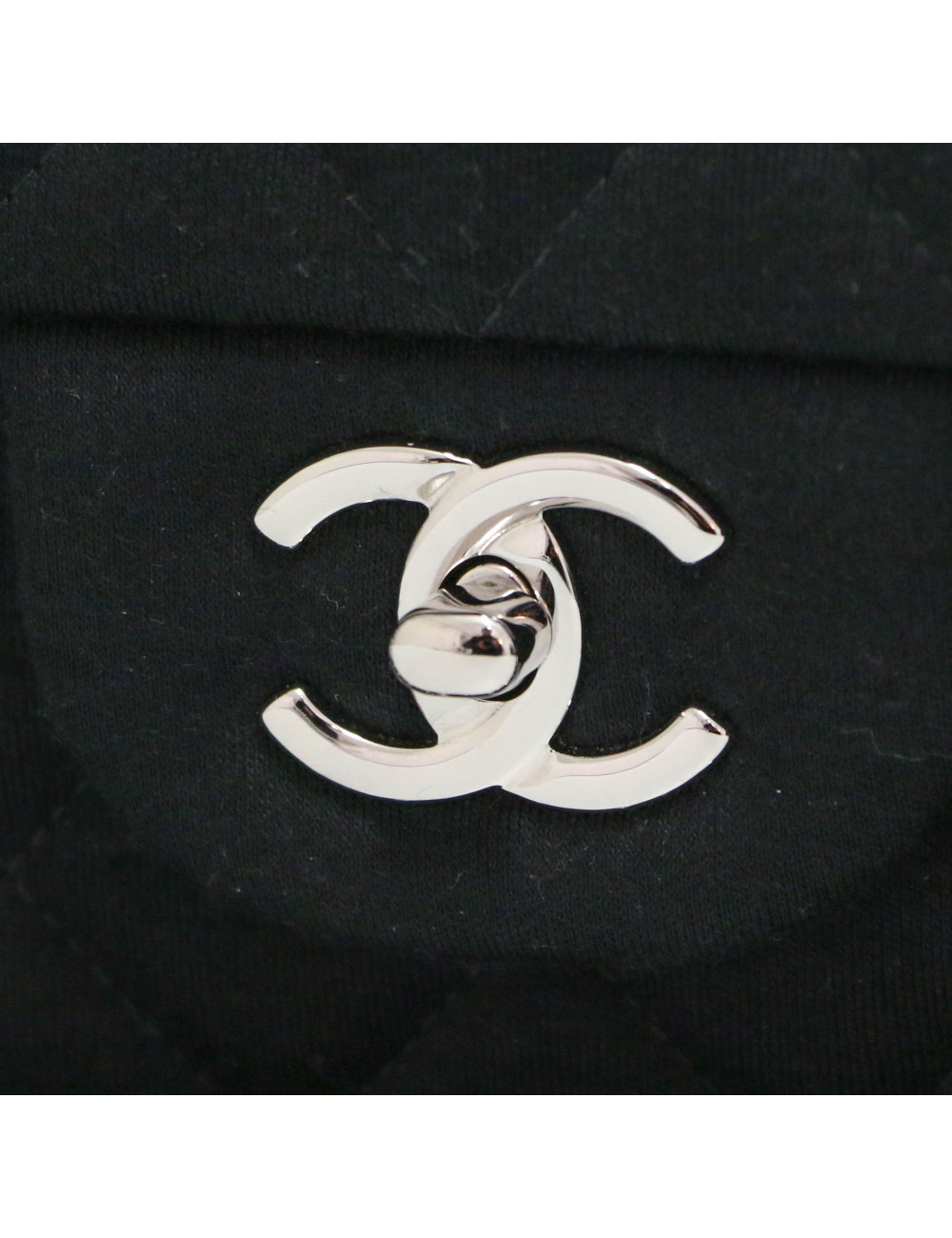 Jumbo CHANEL jersey noir