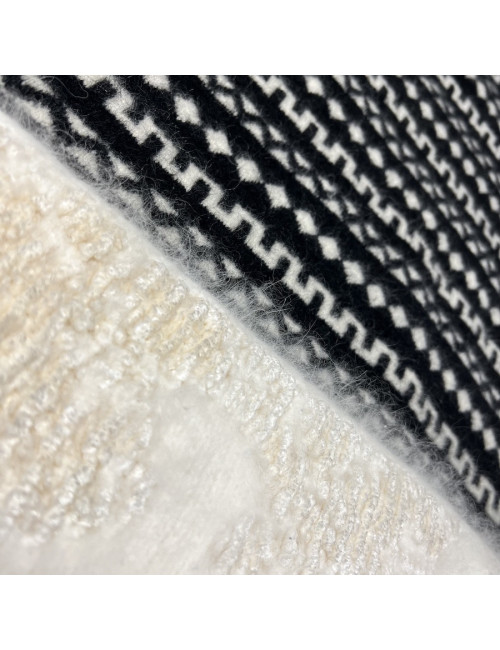 Robe pull T 38 CHANEL laine noire et blanche imprimé géométrique