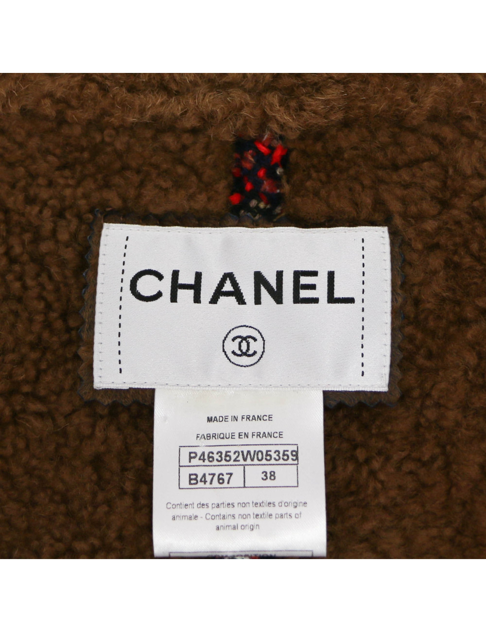 Veste CHANEL PARIS EDIMBOURG T38 peu retournée