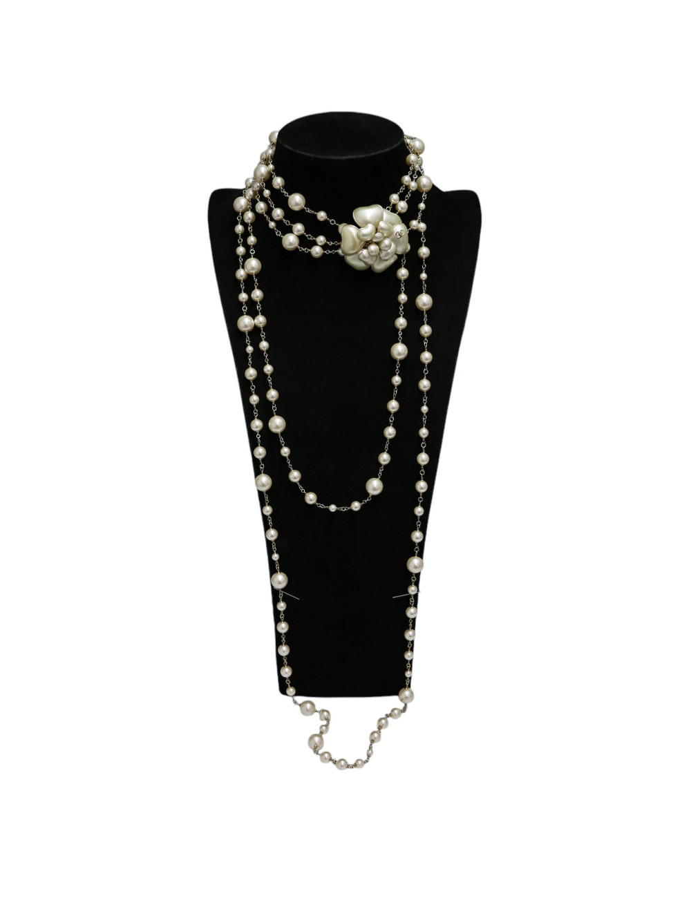 Robe CHANEL élégante noire