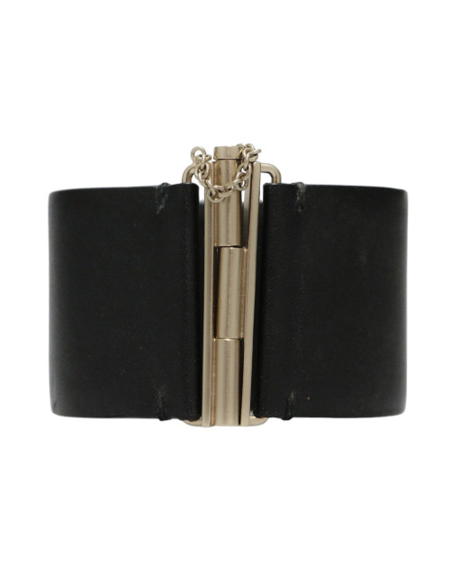 Manchette Chanel cuir noir : livraison gratuite partout en Europe