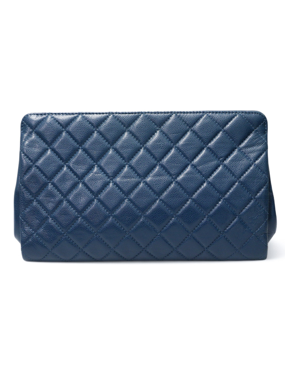 Pochette matelassée Chanel en cuir caviar : livraison express monde