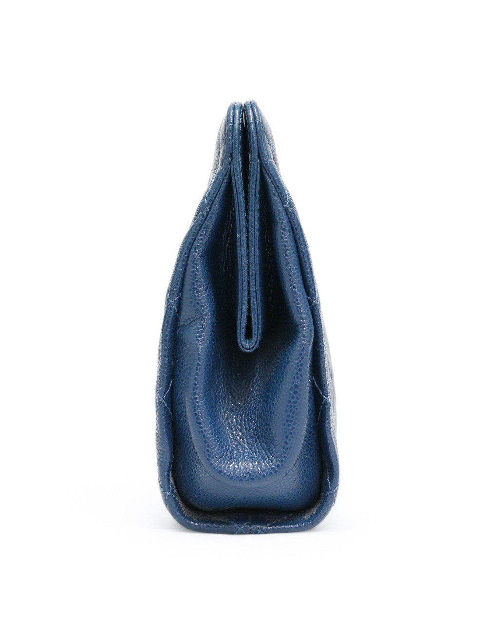 Pochette matelassée Chanel en cuir caviar : livraison express monde