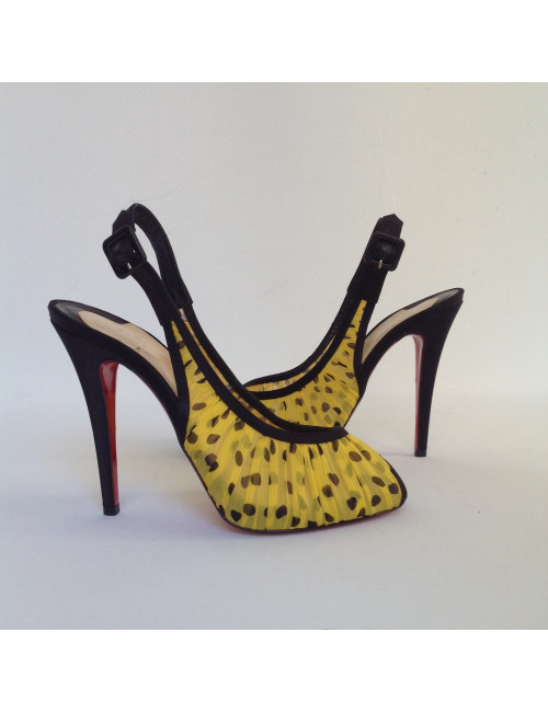 Escarpins LOUBOUTIN T 40 jaunes à pois