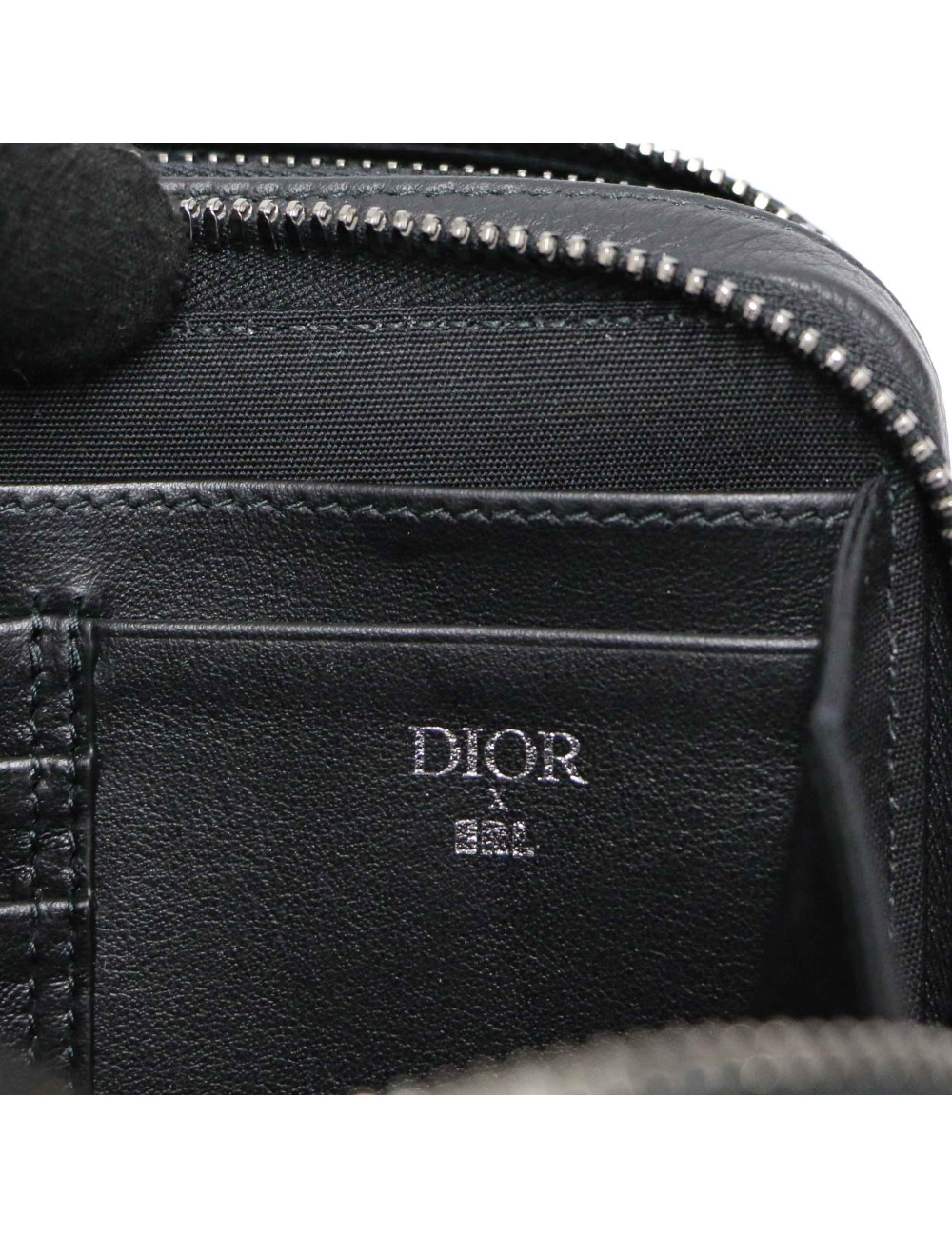 Sac bandoulière DIOR cuir de veau noir