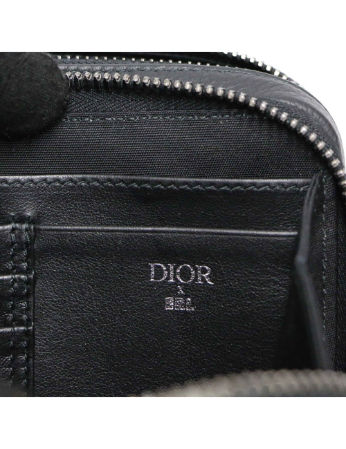 Sac Dior x ERL cuir de veau noir : livré dans son dustbag d'origine