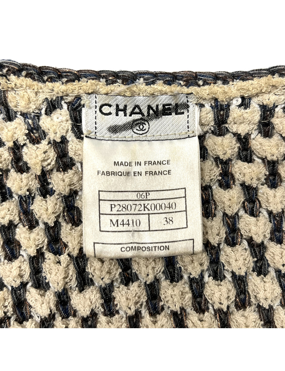 Cardigan Chanel T38 disponible en seconde main de luxe
