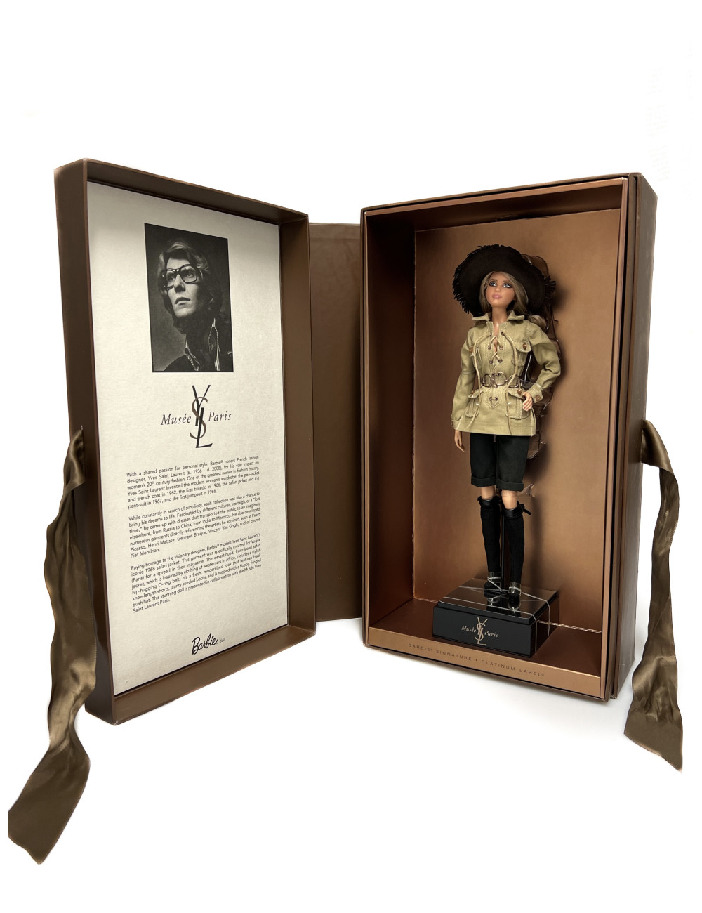 Collector Barbie YSL Saharienne par MATTEL