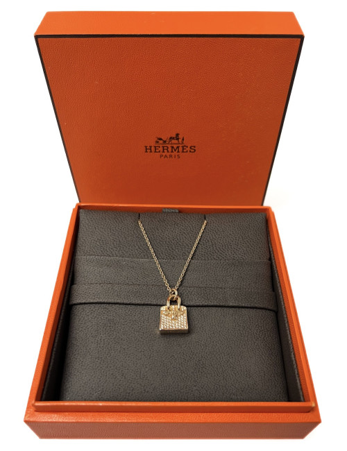 Pendentif Amulettes Birkin HERMES or rose et diamants