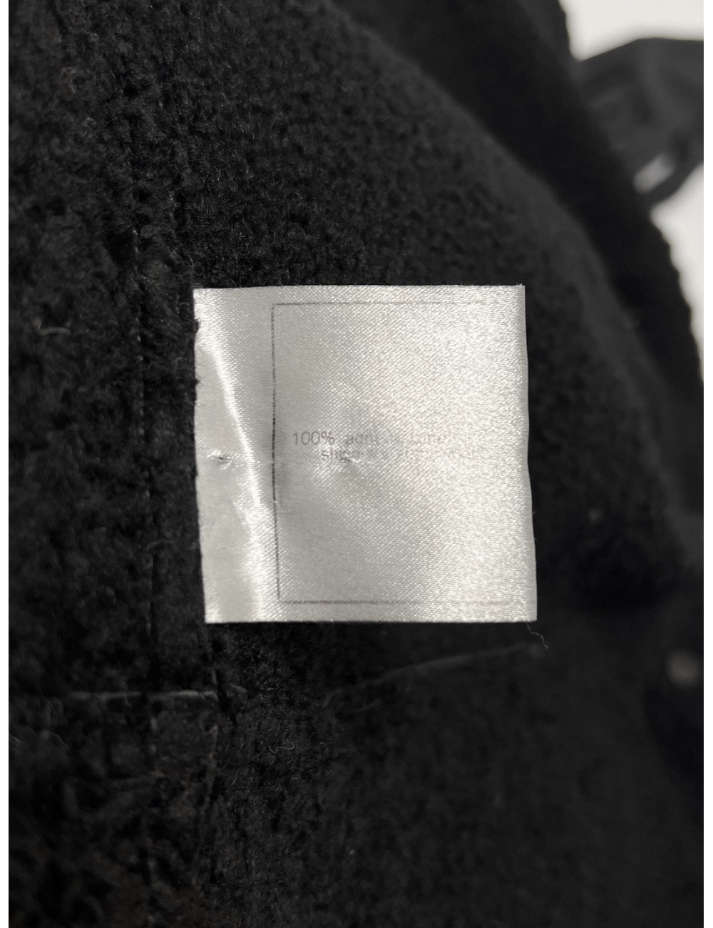 Caban Chanel agneau noir en taille 42 : occasion certifiée authentique