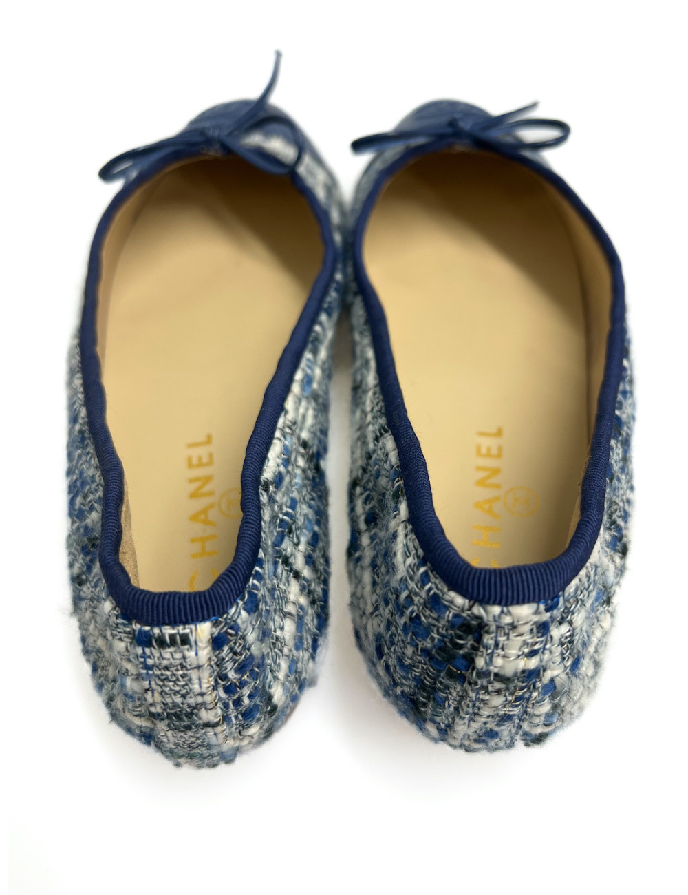 Ballerines Chanel tweed cuir bleu blanc fils d'or occasion certifiée