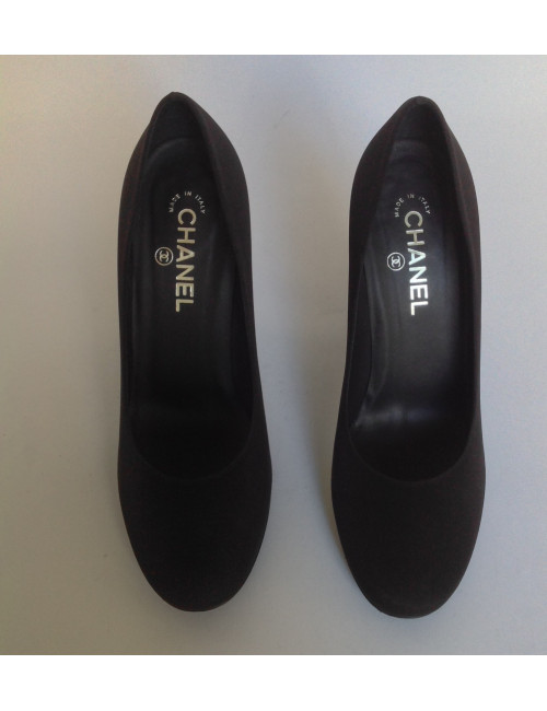 Escarpins CHANEL  perles nacrées