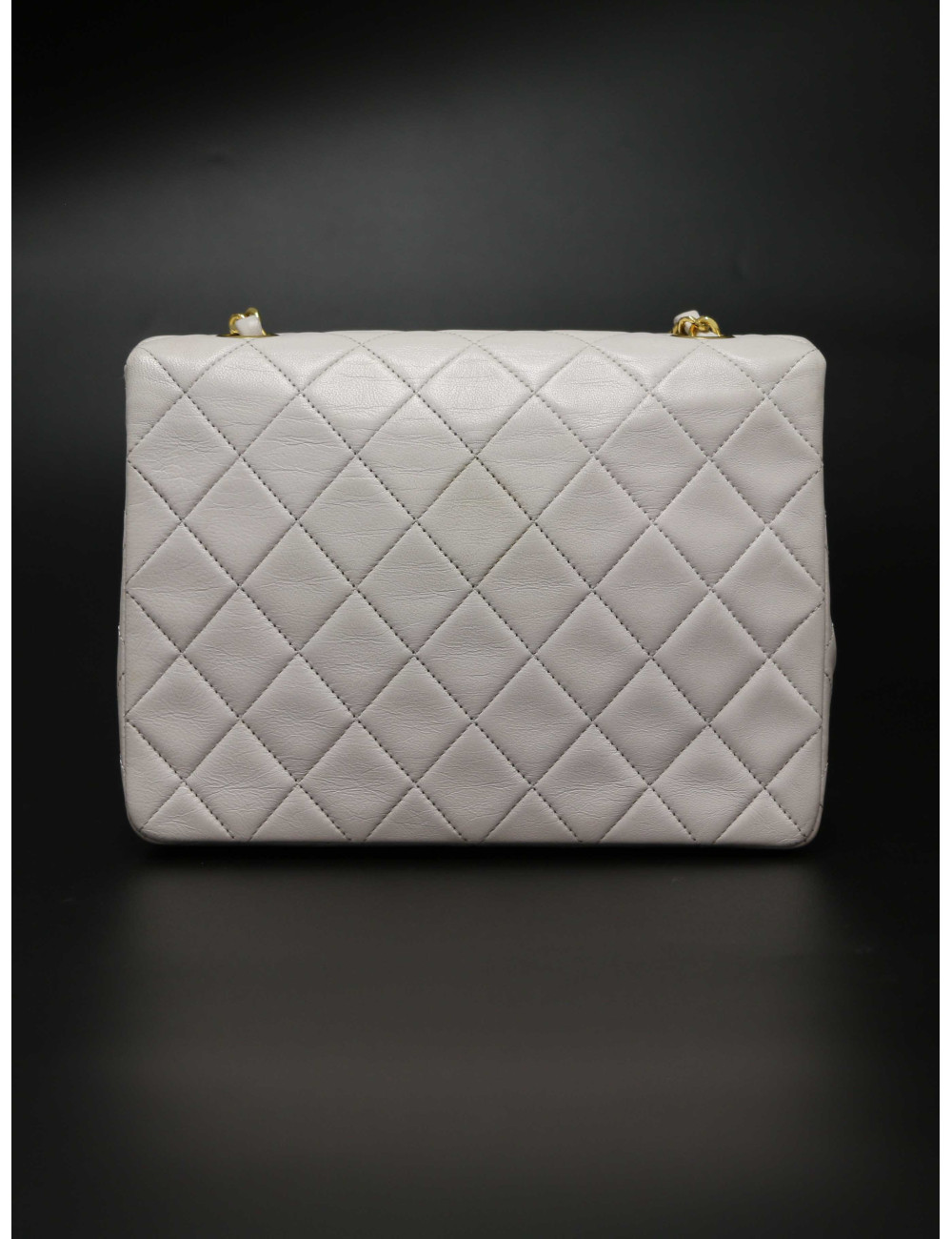 Petit Chanel blanc vintage en cuir : occasion certifiée authentique