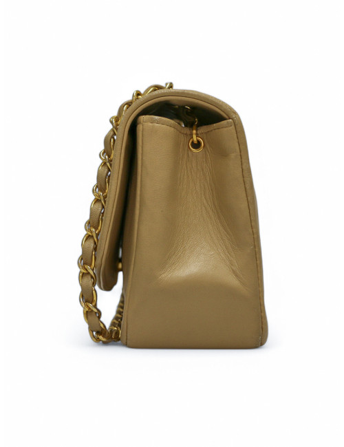 Diana Chanel beige en cuir : occasion certifiée authentique.