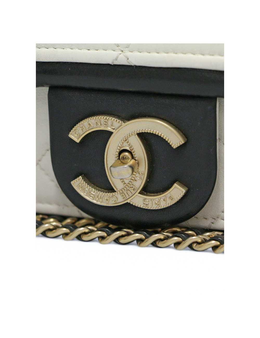 Sac CHANEL noir et blanc