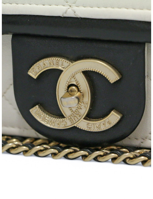Sac CHANEL noir et blanc