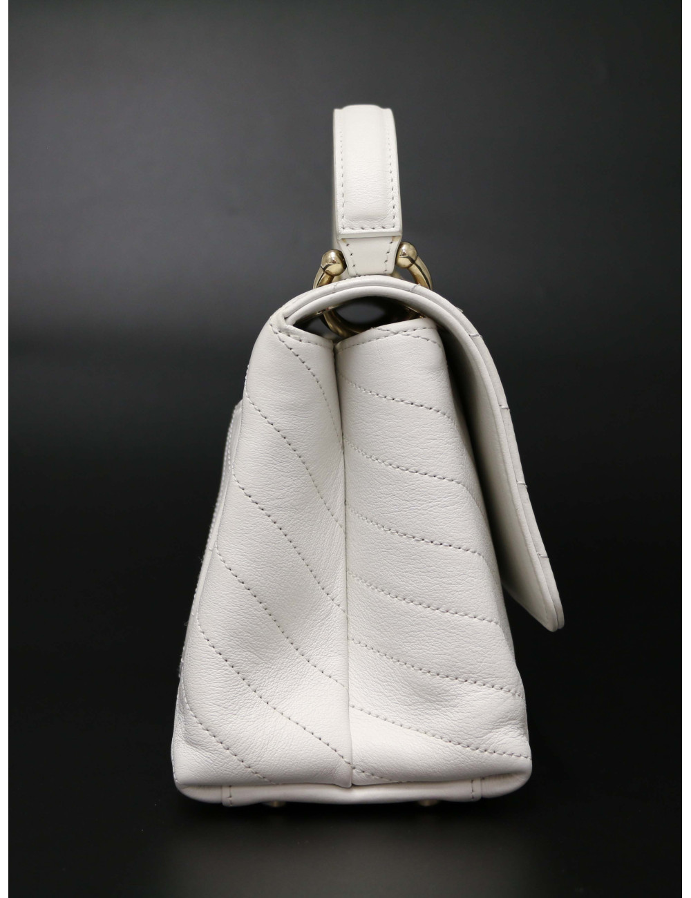 Sac CHANEL cuir motif chevrons